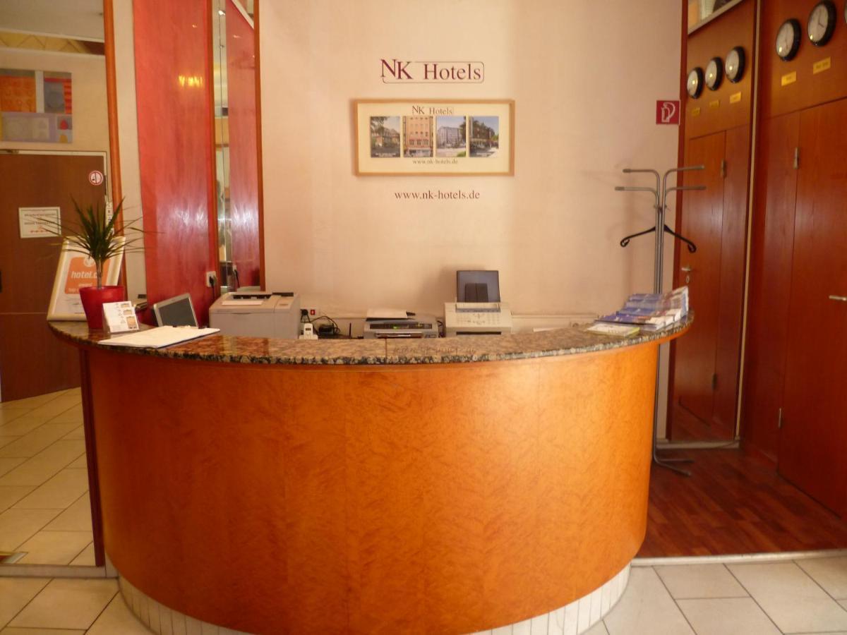 Hotel Mondial Дюселдорф Екстериор снимка