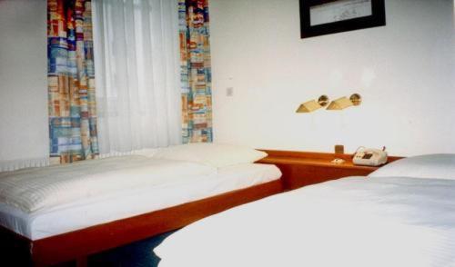 Hotel Mondial Дюселдорф Екстериор снимка